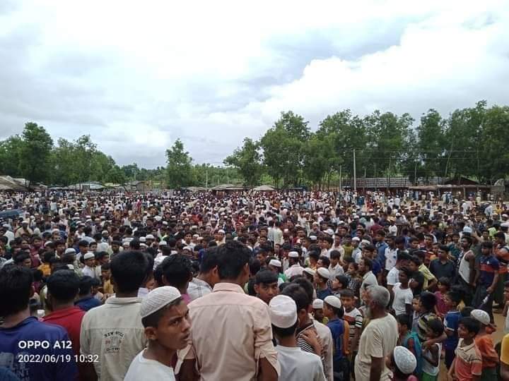 roabdumonaf's tweet photo. π’The voice of the #Rohingya People
''We want to go back our home, No more refugee life."
#goinghomecampaign https://t.co/LoCMv8nNzC