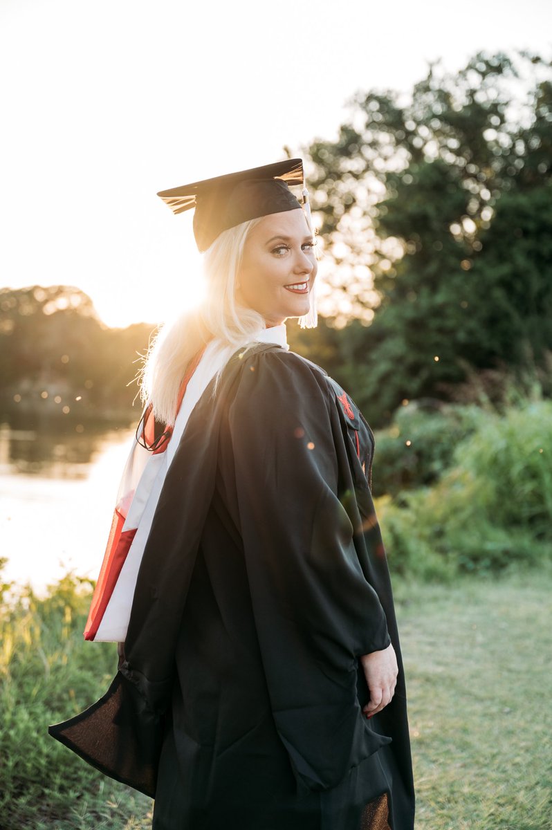 CourtEA97's tweet photo. Screaming crying throwing up I’ll have a masters degree in 34 days?!? https://t.co/yVcOgLiUND