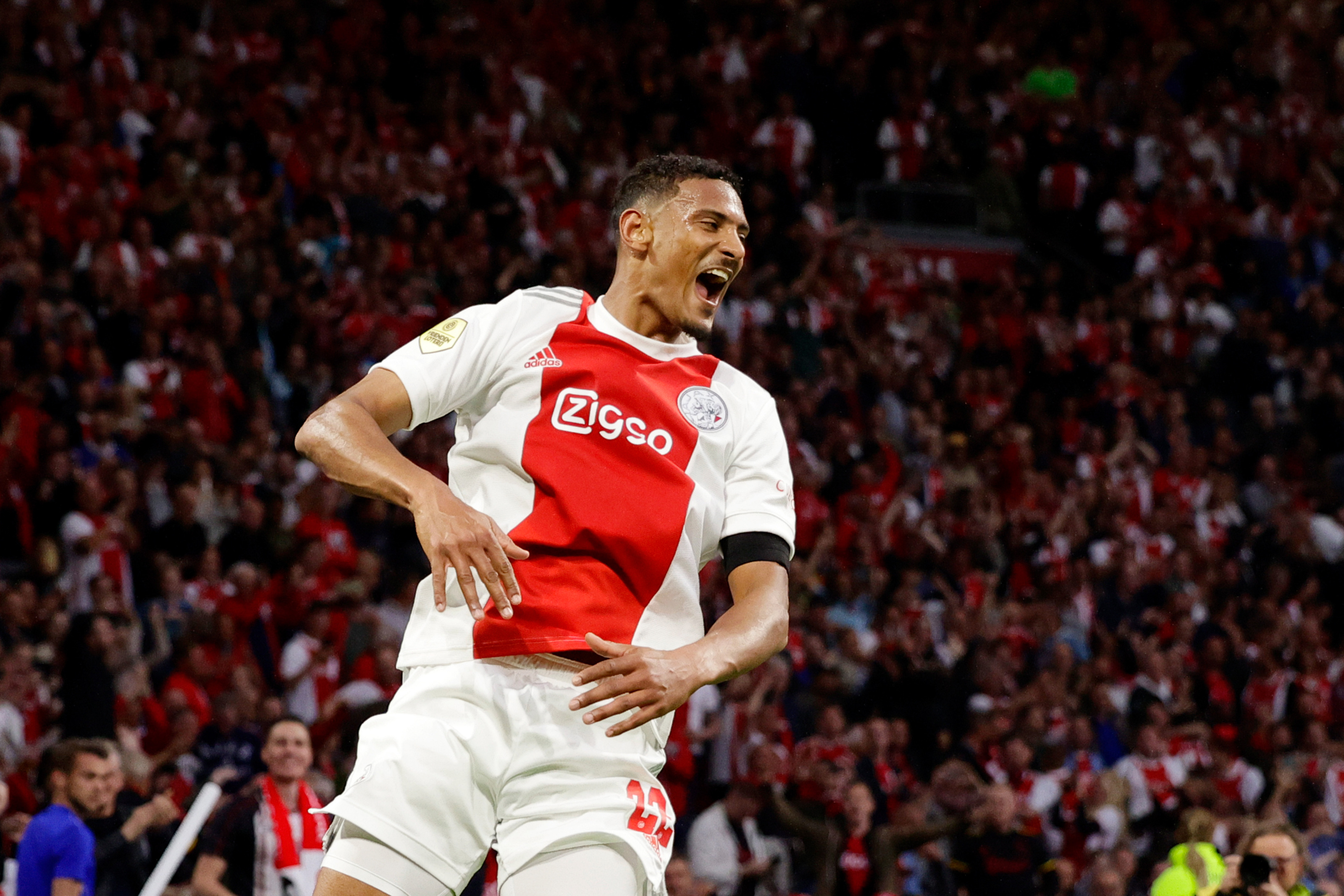           BORUSSIA DORTMUND AGREE €31M FEE WITH AJAX FOR SÉBASTIEN HALLER