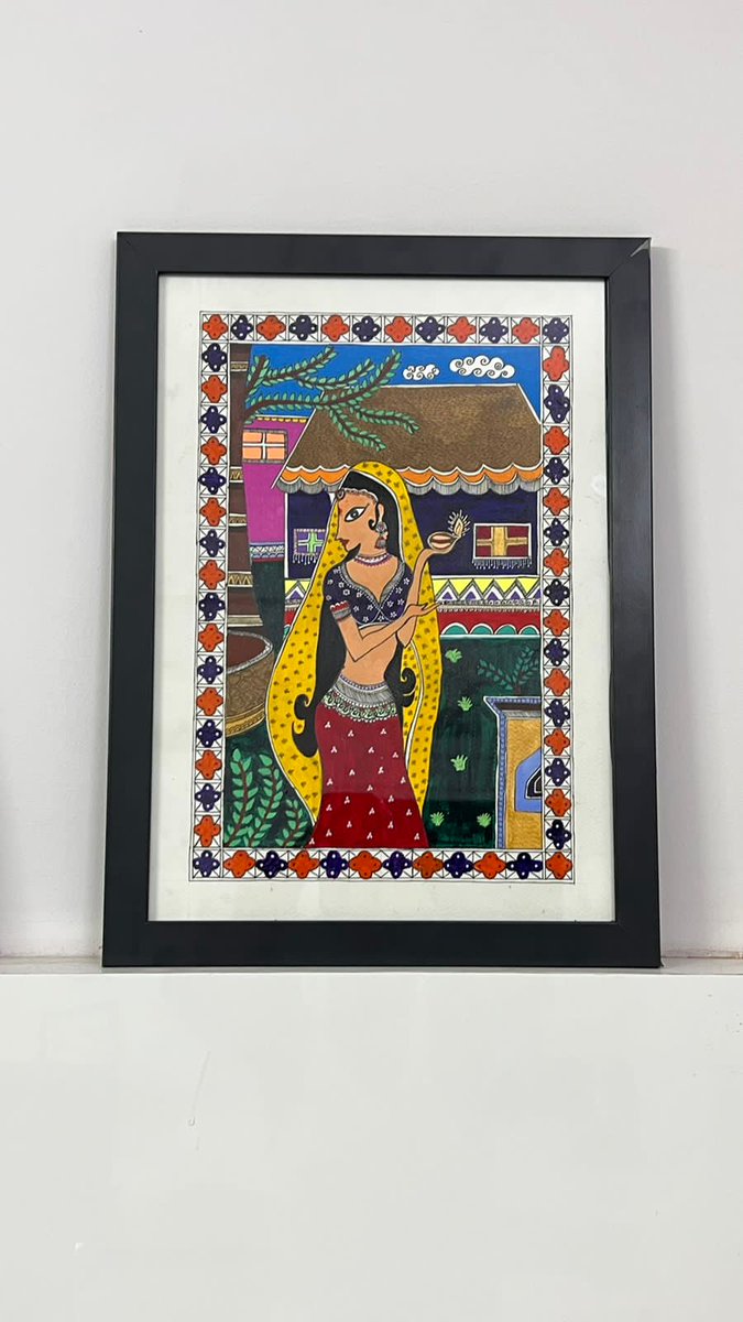 Only after completing the painting, I realised that I drew a Madhubani design with Pattachitra borders! 🌻 #madhubani #bihar #pattachitra #odisha