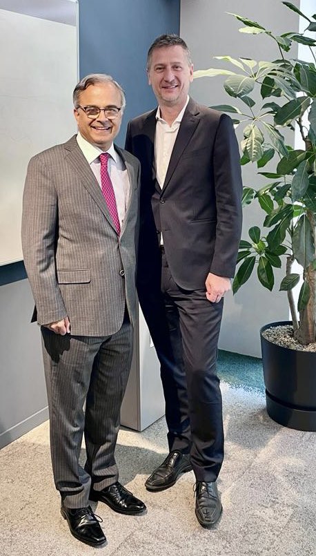 Asad M. Khan tweet media