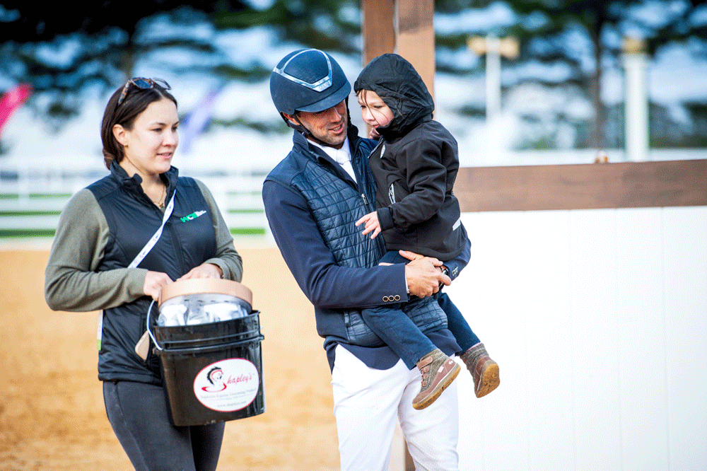Maryland5Star's tweet photo. Happy Father's Day from the Maryland 5 Star at Fair Hill!❤👨👧👦 #fathersday #fathersday2022 #Maryland5Star #MD5Star #CCI5 #5Star #eventing #maryland #cecilcounty #FairHill 📸 #shannonbrinkman https://t.co/GLs77AwAw8