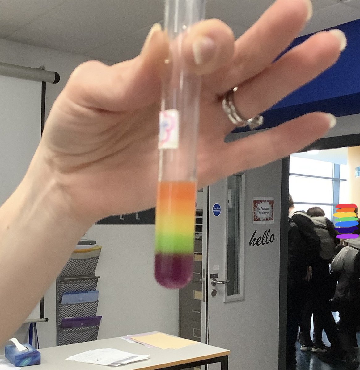 S2 STEM, problem solving their way to skittles density columns.  Great effort all round 👍#TasteTheRainbow 🌈 <a href="/Boness_Academy/">Bo'ness Academy</a>