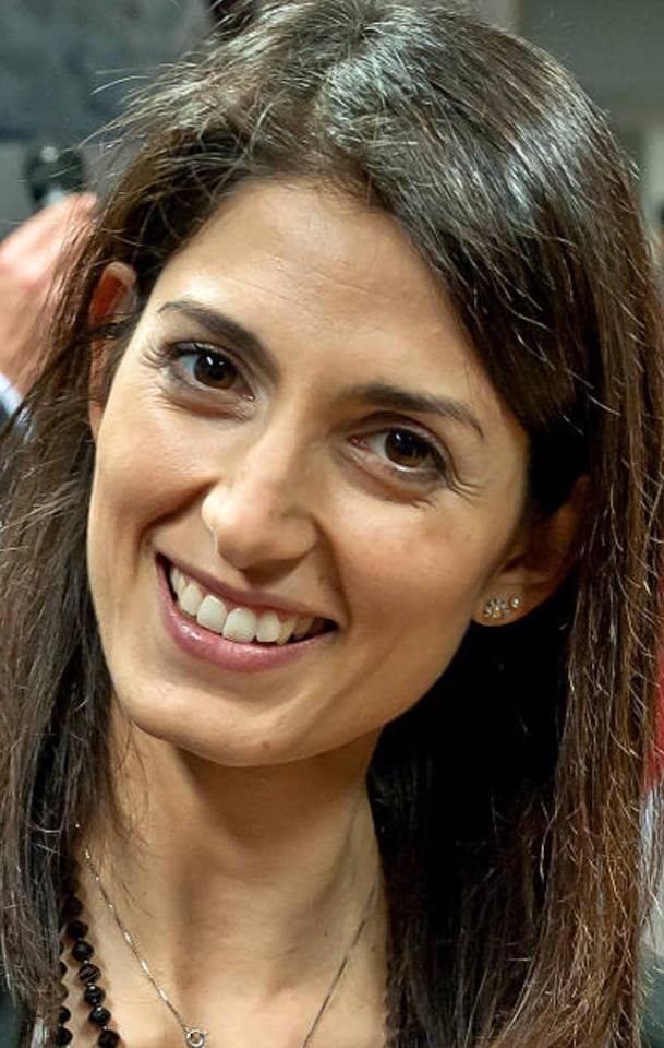 DeSantis1948's tweet photo. Onore a te Virginia Raggi !!
💚🤍❤️
@virginiaraggi ci manchi..! https://t.co/nSky7e7Osd
