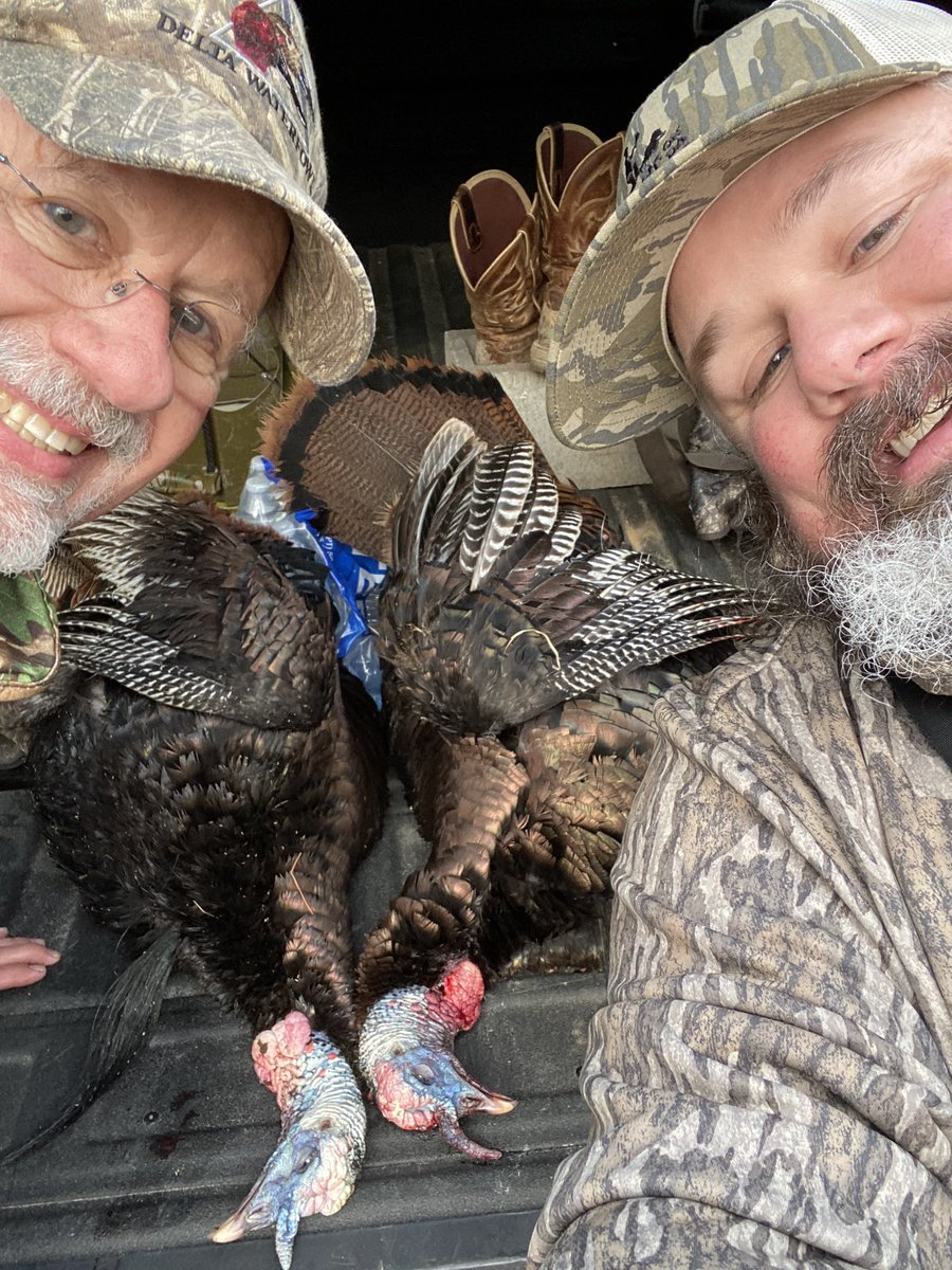 joshcurry11's tweet image. Happy Father’s Day @LightMinistries thanks for all the adventures…and more to come!