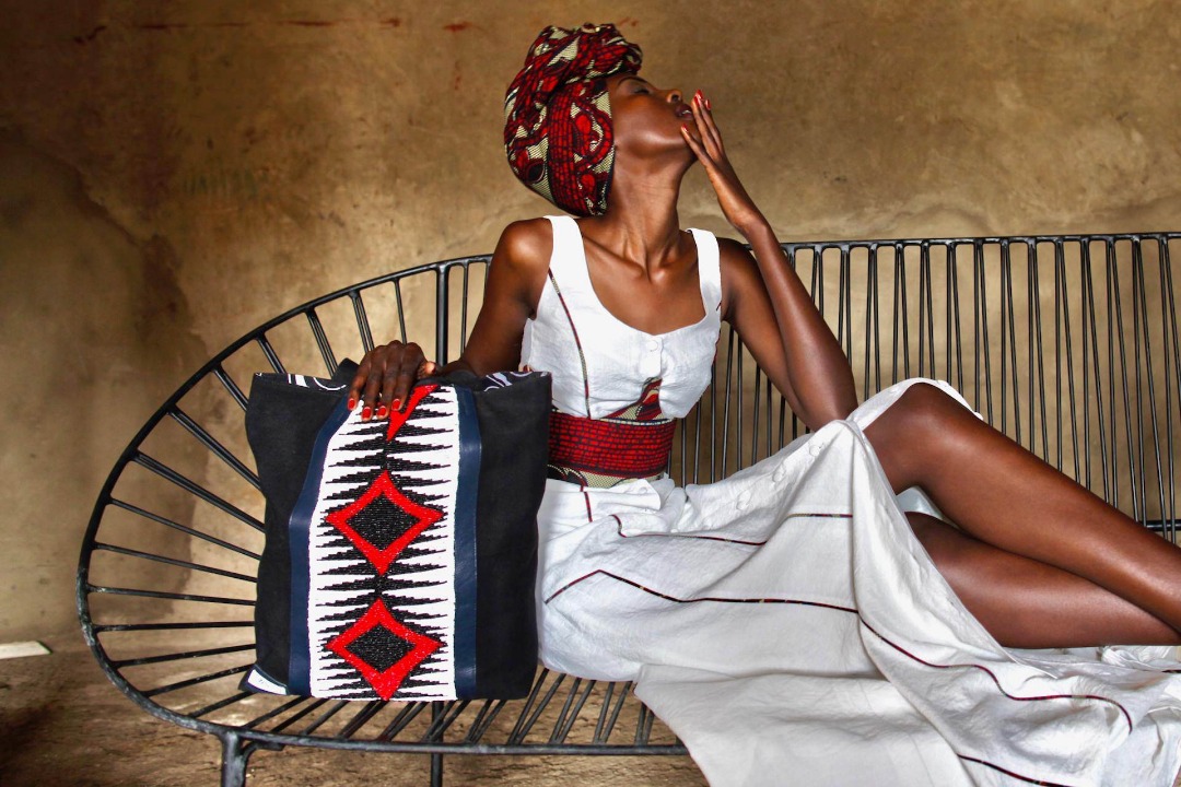 CollectiveRw's tweet photo. Make sure you don't miss out on this week's celebration of style and culture! The #RFW2022 finale is happening on Thursday, June 23 at 6pm. Get your tickets here: https://t.co/u7hgE9rTxX
#CHOGM2022 #VisitRwanda
👗
@InzukiDesigns 🇷🇼
@RWANDACLOTHING 🇷🇼
#Amike 🇷🇼
#Amuclothing 🇰🇪 https://t.co/TywHT6nzVA
