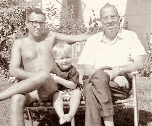 randerichardson's tweet photo. Happy Father’s Day! https://t.co/ooDqFn4Y3I