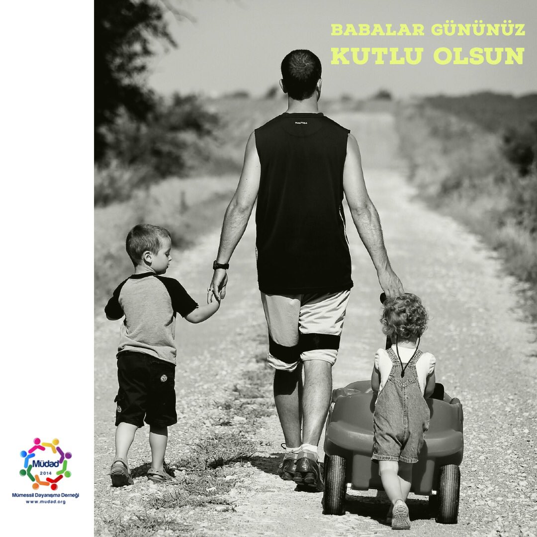 Bazen İlk Aşk, bazen süper kahraman, bazen huzur, bazen güven… Evlatlarının arkasında Dağ olan tüm babaların Babalar Günü kutlu olsun. <a href="/Turkiyemudad/">Müdad Türkiye</a>