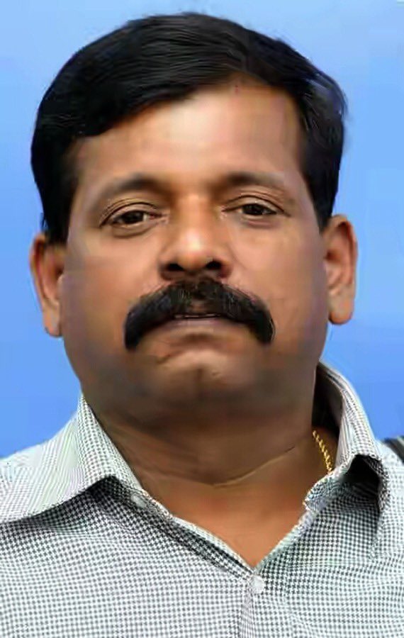 Veteran photojournalist R Raveendran, the man behind the iconic photo of Rajiv Goswami setting himself on fire during the Mandal agitation in #Delhi and the recipient of innumerable #photography awards, has passed away at the age of 69…May he rest in peace, Om Shanti 🙏🏽