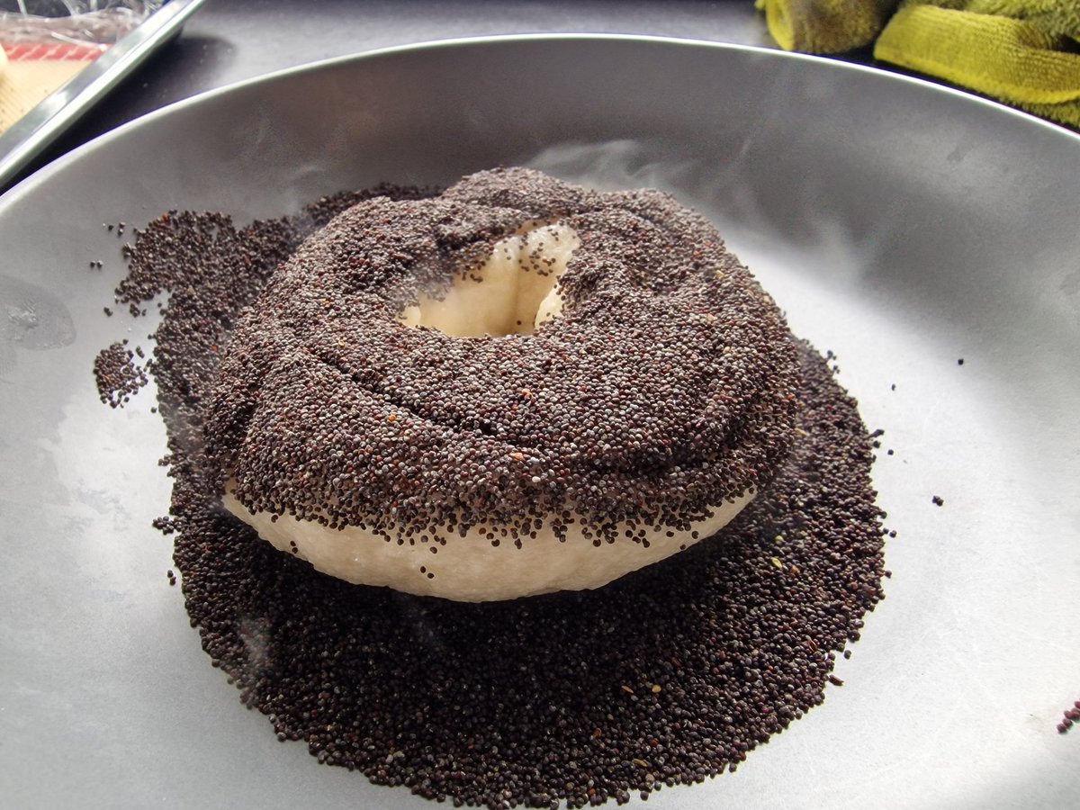 IOShenknives's tweet photo. #f1food challenge...Canada! 1st time making Montreal 🥯 bagels. Half poppy seeds, half plain. These were made w/ maple syrup & boiled in honey water B4 baking on the KJ3.
Sliced w/ the I.O.Shen bread knife & served w/ cream cheese, smoked salmon, lemon wedges and a mimosa! https://t.co/A93p6MLQox