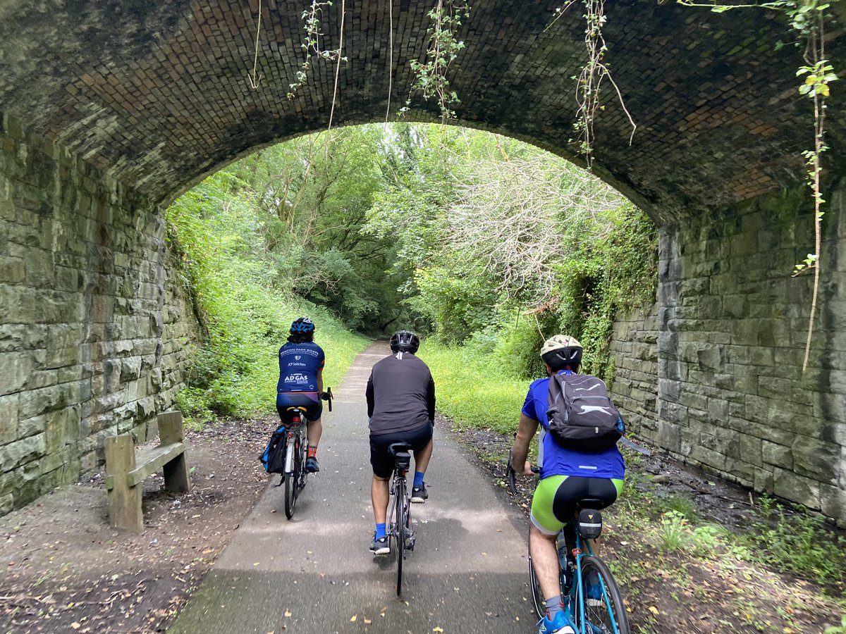 PartycowVelo's tweet photo. Fun day out on the bike with @CDFSocialCycle #CyclingLife #Cycling https://t.co/HcB5iLbZMd