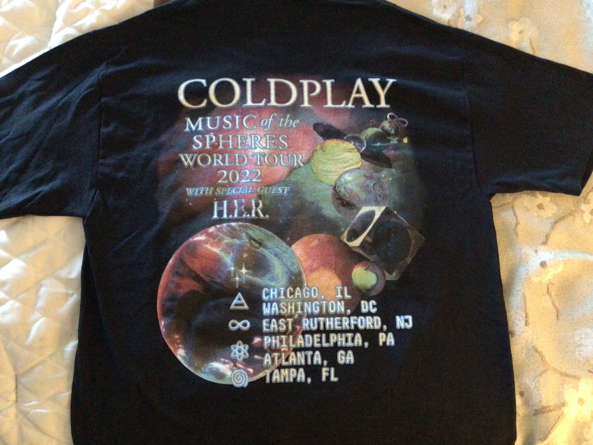 xylopam's tweet photo. I bought this shirt in the parking lot of Fedex field for 20 bucks!  I really like it!! #coldplaydc  #motsworldtour https://t.co/W5I3U9nOZn