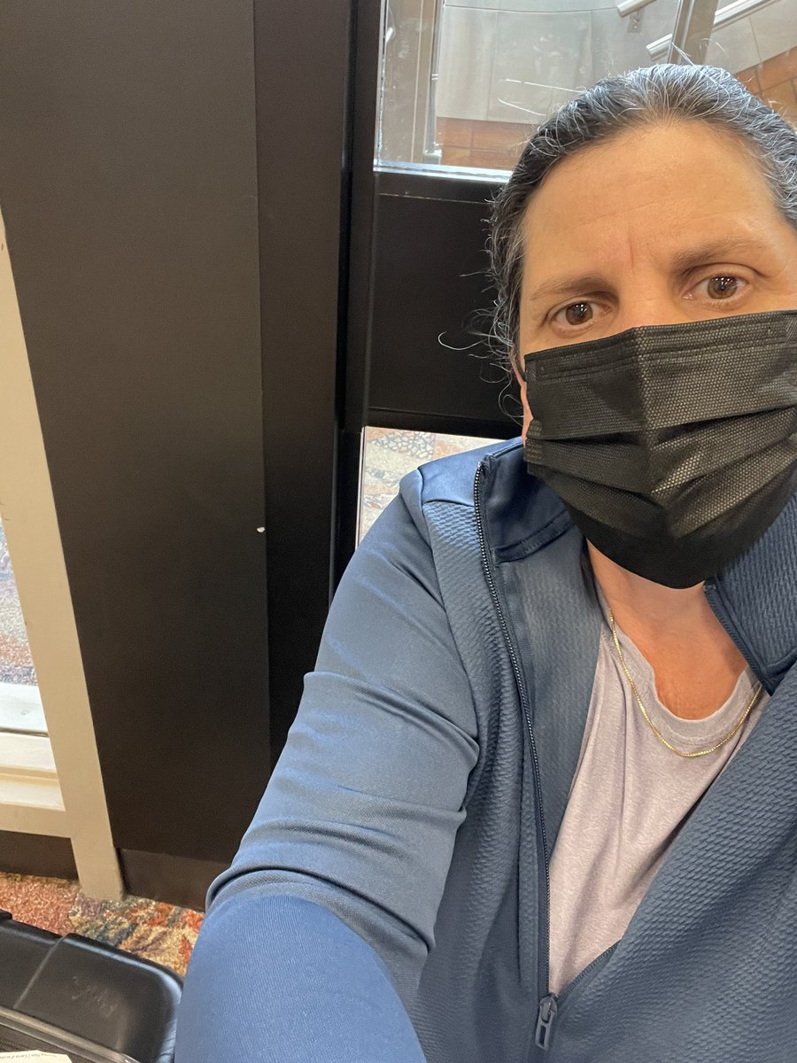 Thanks again <a href="/GlencoeInv/">Glencoe Invitational</a> <a href="/glencoegcc/">The Glencoe Golf & Country Club</a> #glencoeINV what a great event, just at YYC waiting for my flight home.