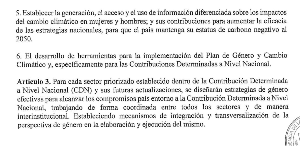 PanamaProvida's tweet photo. ⚠️ #AlertaRoja #Panama ⚠️
El jueves 16/06/22 el Pdte @NitoCortizo a través del @presidenciapma y @MiAmbientePma realizó la firma de un nuevo decreto utilizando la problemática del #CambioClimático  para implementar la #IdeologiaDeGenero en 🇵🇦 como aparece en el art.3 
Rt🔃 y ❤ https://t.co/EZkOhu2DhY