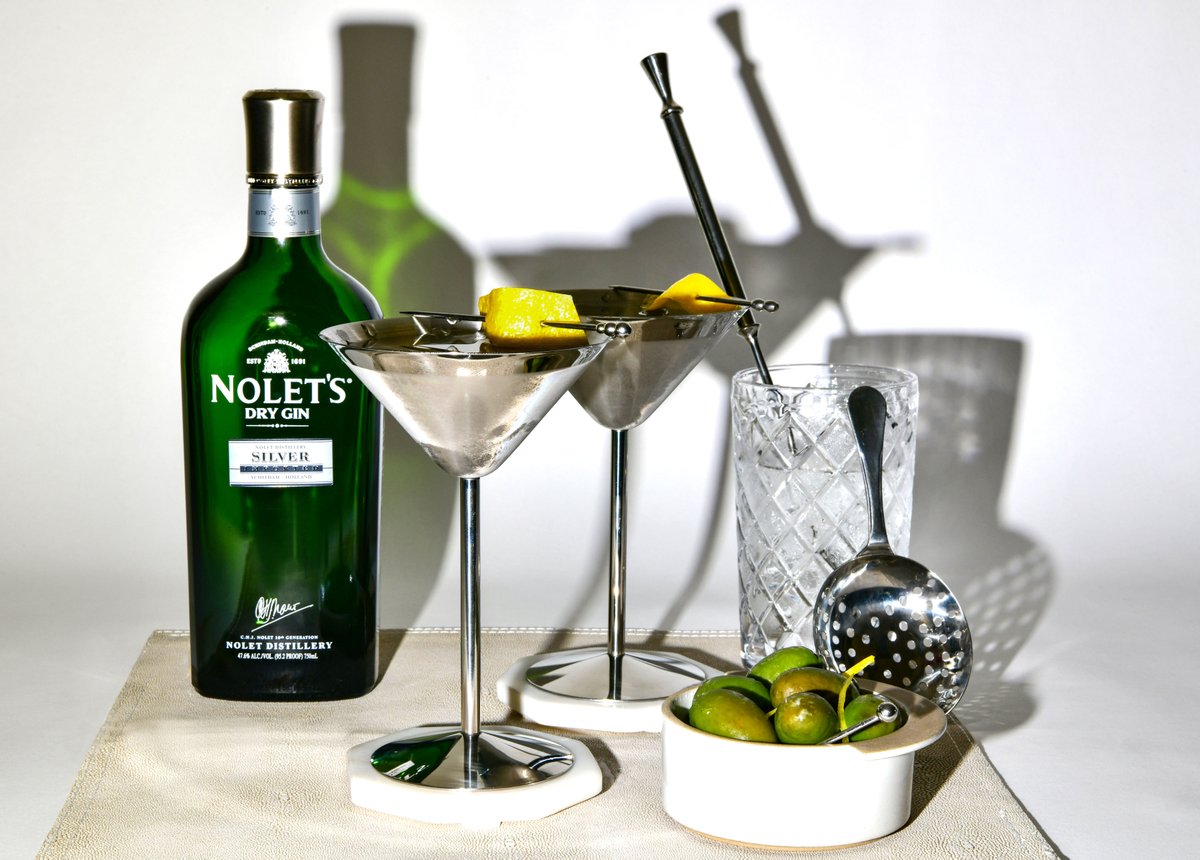 Happy #NationalMartiniDay on this #FathersDay 

#NOLETS #Gin #Martini