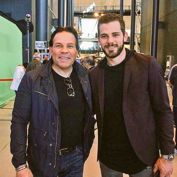 tsnineone's tweet photo. Happy Father's Day to all the great hockey dads out there! 

Whether it's an early morning ride to practice or some late night coaching on the outdoor rink, we appreciate your help not just today but everyday!

#NINEONE #91 #fathersday https://t.co/OdbPzM6XjM
