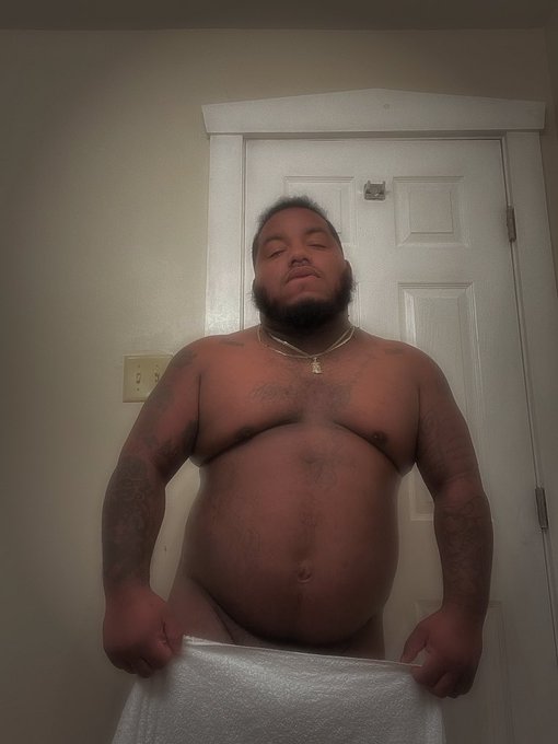 My Father&rsquo;s Day look lol 😂 https://t.co/eVDKiXCkc5<a href="/tag/thickboys"class="tags"><span>#thickboys</span></a>
