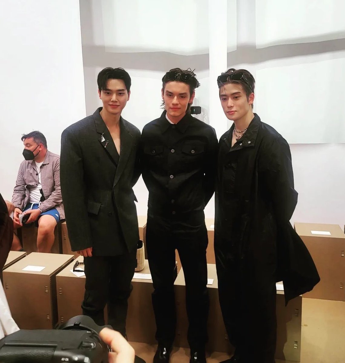 Jaehyun of NCT, Song Kang, Metawin, and Louis Partridge at the Prada event today 📸🤍 

SIGNOR JAEHYUN PER PRADA
#PradaSS23 #JAEHYUN
#PradaMFWxJAEHYUN #NCT <a href="/NCTsmtown/">NCT</a> #SONGKANG #Metawin