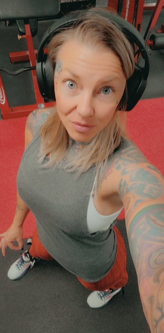 American Iron Fitness 🤘 https://t.co/Q8VF5JCCfO<a href="/tag/bedhairdontcare"class="tags"><span>#bedhairdontcare</span></a><a href="/tag/doghousegym"class="tags"><span>#doghousegym</span></a><a href="/tag/hypercrushchea"class="tags"><span>#hypercrushchea</span></a>