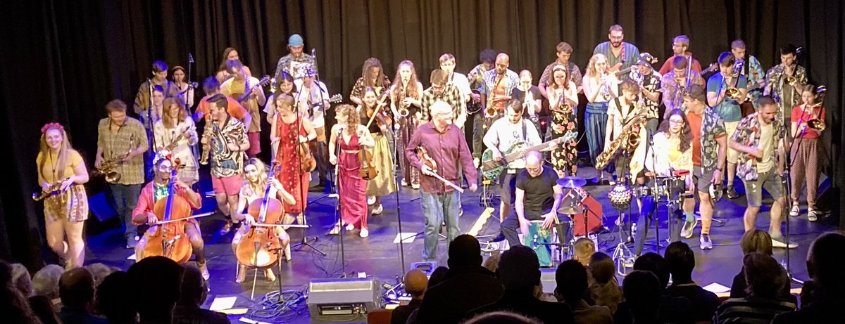 Huge #EastYorkshire skies outside @junction_goole - inside…the indescribable joy that is <a href="/Thefolkensemble/">The Folk Ensemble</a> led by <a href="/Joe280576/">Joe Broughton</a> Catch them <a href="/SecretGardenHQ/">The Secret Garden Party</a> <a href="/shrewsburyfolk/">Shrewsbury Folk Festival</a> <a href="/KendalCalling/">Kendal Calling 🦌</a> <a href="/GreenManFest/">Green Man</a> this summer. Be more folk ensemble.