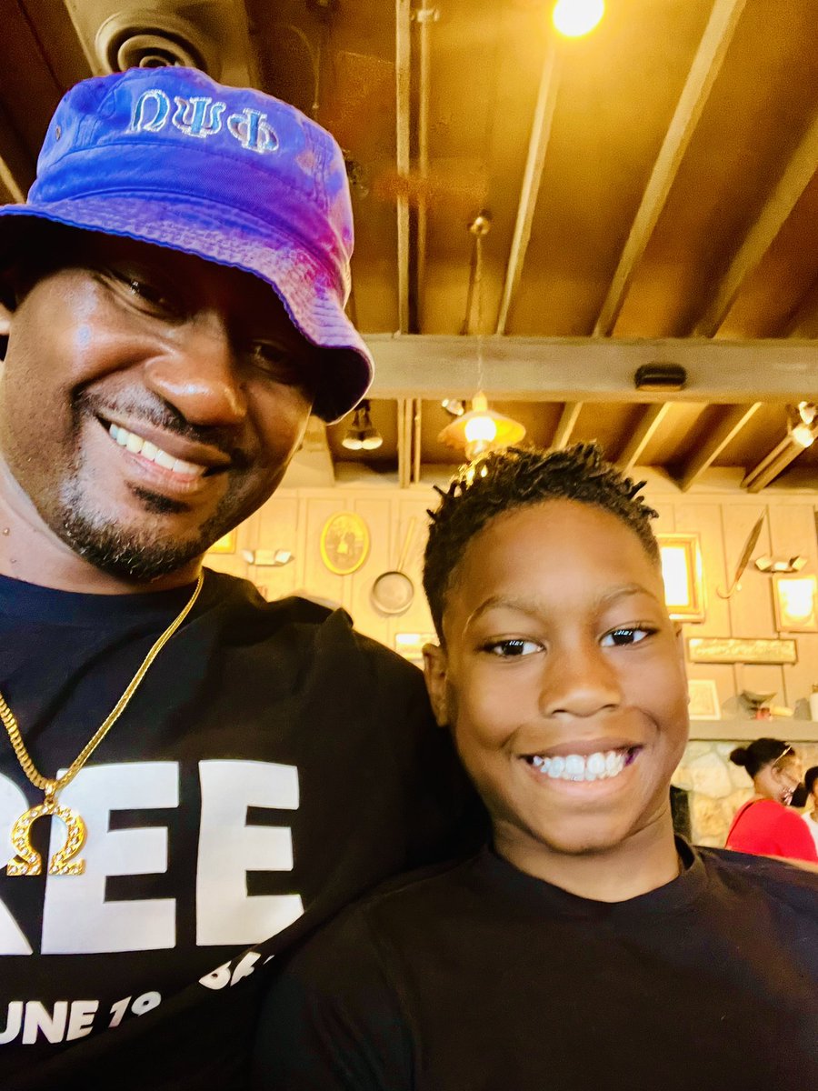 Wishing all the Dads a Happy Father’s Day!