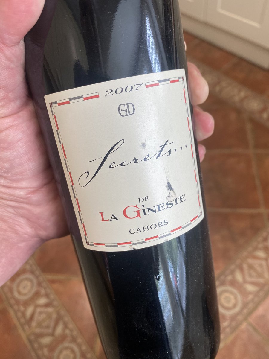 Having this little aged beauty tonight with duck breast… Bon appétit! #LoveCahorsWine #Malbec <a href="/ChateaulaGinest/">Chateau la Gineste</a> #FathersDay