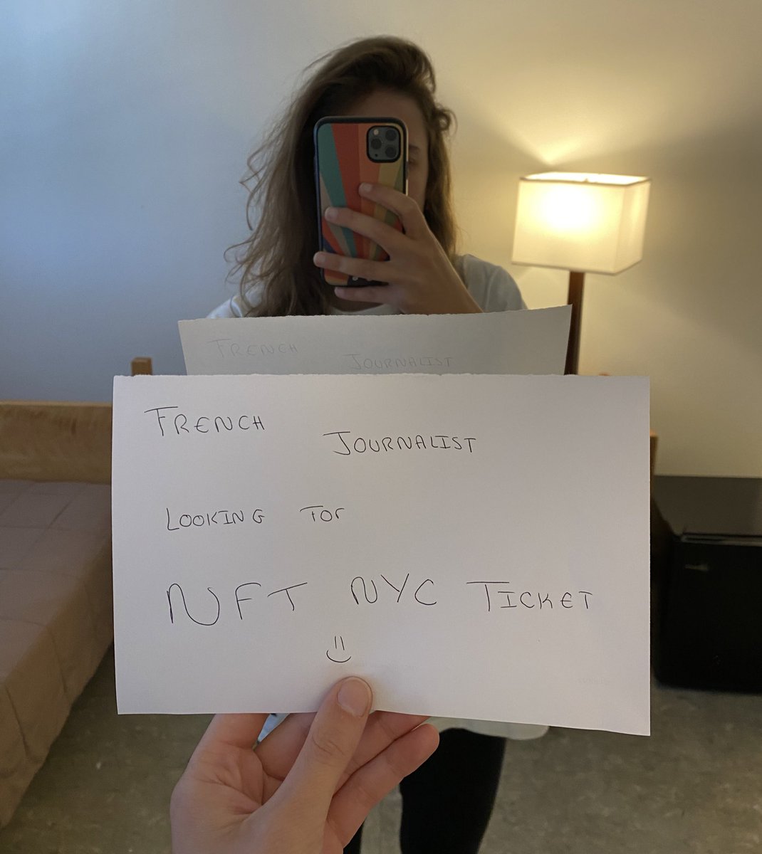 explososo's tweet photo. Anyone ? 🤙🏼

#NFTNYC2022 #NFTNYC https://t.co/N9SCXvayuu