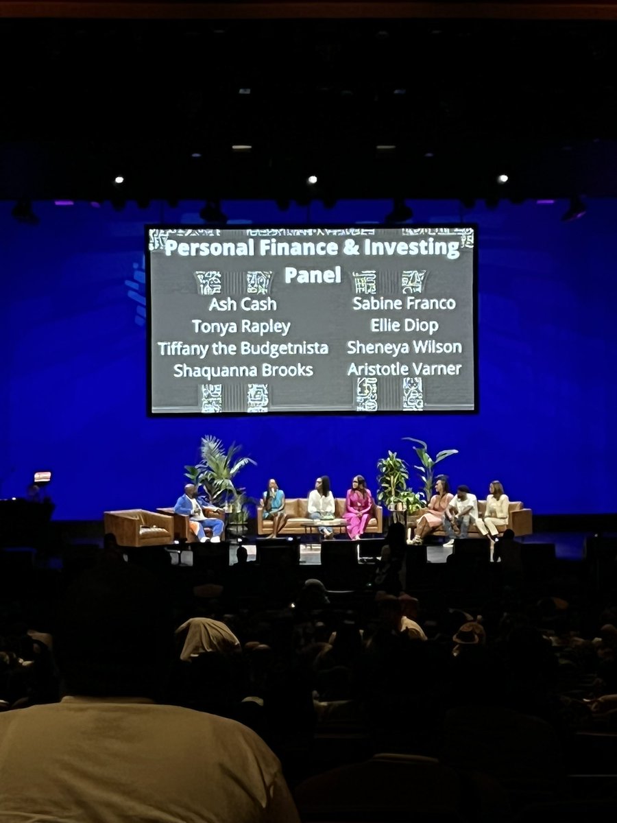 “The purpose of working is to own” says <a href="/TheBudgetnista/">Tiffany Aliche</a> at #blackmoneyforum. “Commit to your change.” <a href="/MyFabFinance/">Tonya Rapley</a>. Inspiration on this #juneteenth w <a href="/Stash/">Stash</a> and <a href="/thebrooklynbank/">The Brooklyn Bank</a>