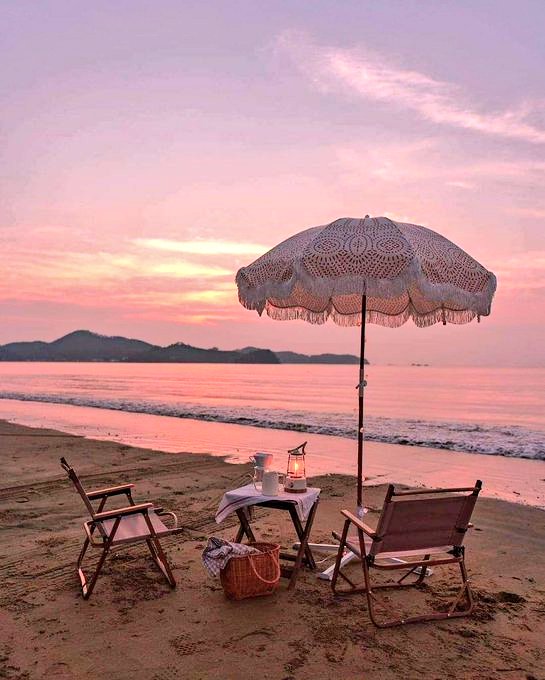 Seninle Şöyle...🧡🌒