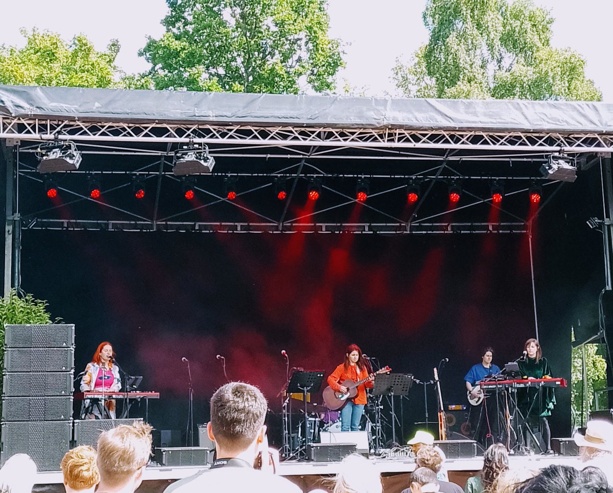 cracker of an impromptu day out <a href="/DandelionScot/">Dandelion</a> mon the @Hen_Hoose 💪