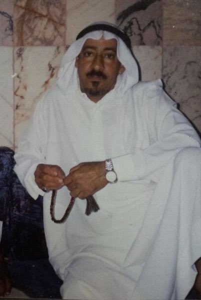 hamdan12h's tweet photo. بعيد الاب  لا أحد يعوض  فقدك  رحمك الله وحشرك مع محمد وآل بيته الطيبين الطاهرين 💔 https://t.co/LodnGqvE7F