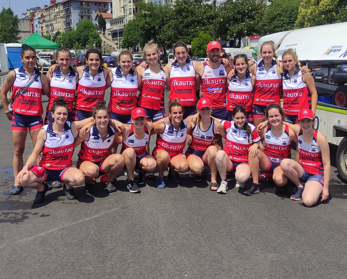 Aurten zuzenin ikusikoten bakarra iual eta zelako pozik nazen ... Segi zeuen bidi etxen. 
Meti inportanti ixan arren kamiñu inportantiauaralako !! 
Aupa zeuek! Aupa geu!
#norownoglory #neureumik #matxematxe