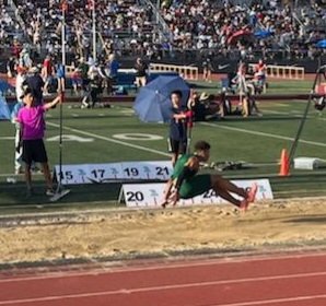 vansports's tweet photo. Our 2022 Track &amp; Field Season culminated with a San Diego County Record in the 400M by @AdrenParker4 (46.82) &amp; a School Record in the 4x400 Relay (3:15.79)!  Other highlights included a 41.74 in the 4x100 Relay, CIF Championships in the 400m, LJ (23' 3.5") 4x400R &amp; 4x100R 2nd Pl. https://t.co/7oJpdpAqFf