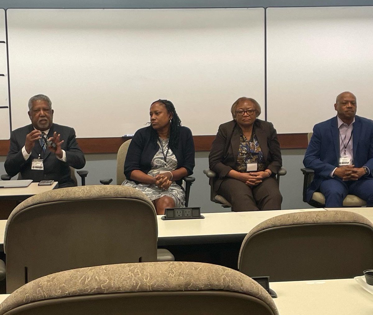 memdvm's tweet photo. So much wisdom in one room! Four deans. Four fantastic leaders. Four inspiring humans. “Don’t stand where you weren’t called to stand” ~ Dr. Michael Blackwell
@OSUVetCollege @DiversifyVetMed 
#veterinaryheroes #vetmed #vetleaders #inspiration https://t.co/H4LyFVRP4J