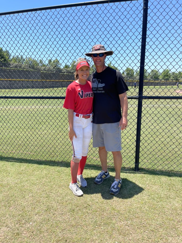 haleyyshannon's tweet photo. Father’s Day at the fields!!! Thank you for helping me turn my childhood dreams into todays reality!! Love you @CShannonCMS_AP . https://t.co/SsfPiipMSB