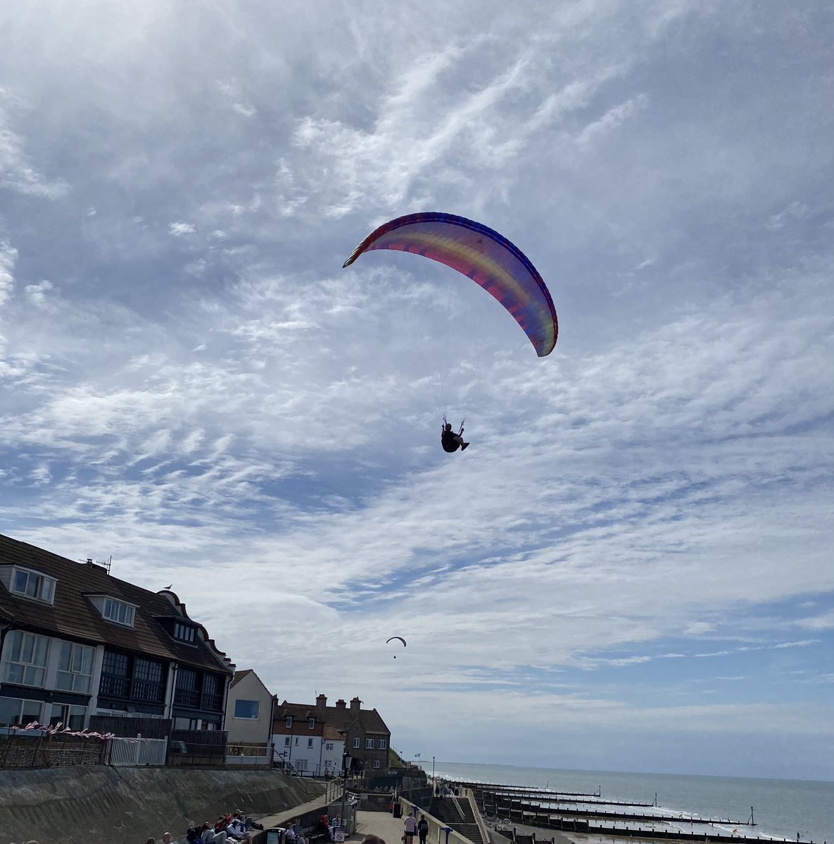 BGS_Geography's tweet photo. A full afternoon of #fieldwork in a busy Sheringham today with #BGSY10 #surveys #EnvironmentalQuality #Landuse #traffic #OutdoorClassroom https://t.co/nZo93EpM1r