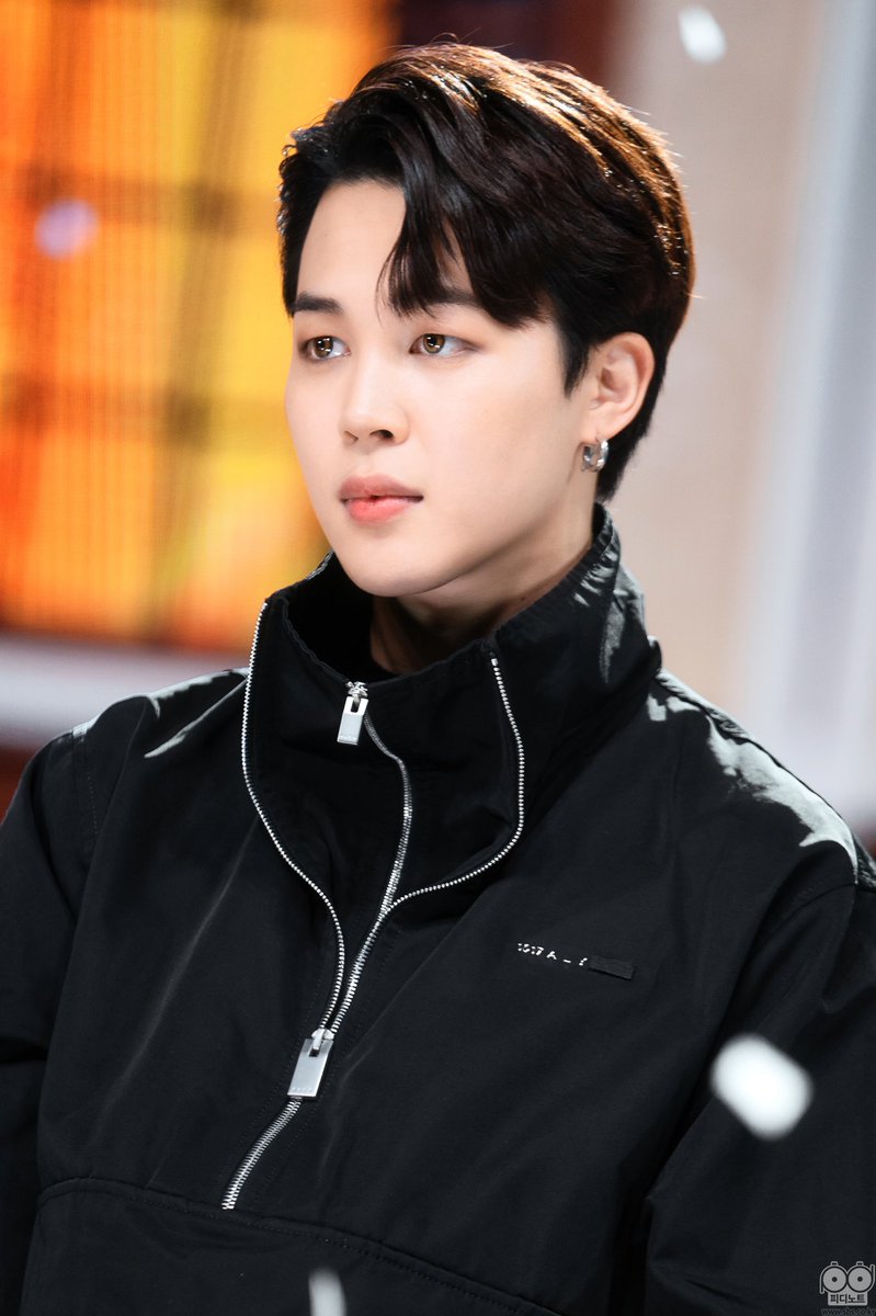 Jn331678's tweet photo. JIMIN야～
怎麼可以這麼又酷又奶ㄉ🥺 https://t.co/U3ESqRC408