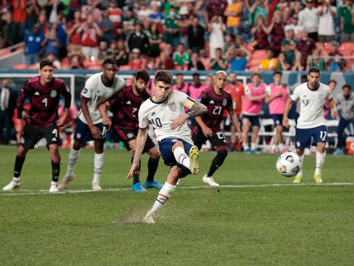 alexlombardi_'s tweet photo. Almost noon and not a single El Tri player has wished @cpulisic_10 a happy Father’s Day. So ungrateful. 😔#USMNT https://t.co/GcUvppAEU7