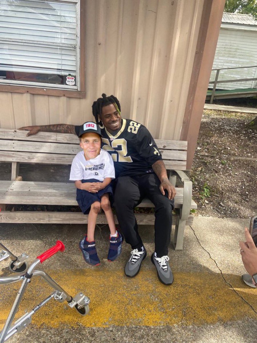 yfntrace's tweet photo. happy father’s day @CGJXXIII https://t.co/qrMWysNfzq