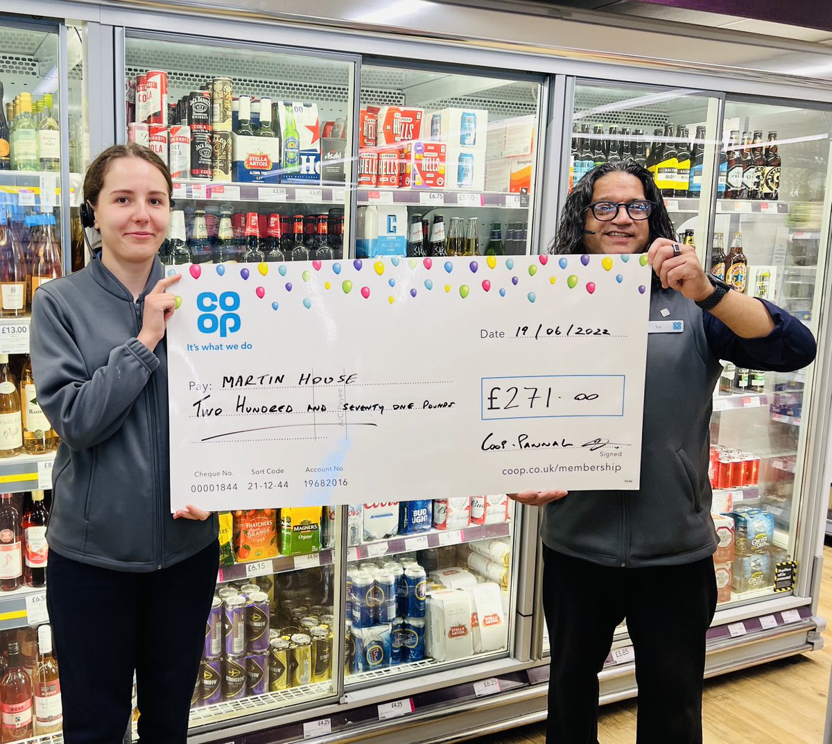 A huge thanks to The Black Horse,it’s patrons along with our colleagues &amp; customers in Pannal for helping us raise £271 for Martin House Children’s Hospice!👏⁦ <a href="/Mcalvert2016/">Michael Calvert</a>⁩ ⁦<a href="/mazieblake12345/">Richard Wilkinson</a>⁩ ⁦<a href="/JoshMcNaboe/">Josh McNaboe</a>⁩ ⁦<a href="/KateGraham03/">Kate McCrae Graham</a>⁩ ⁦⁦⁦<a href="/MartinHouseCH/">Martin House Children's Hospice</a>⁩