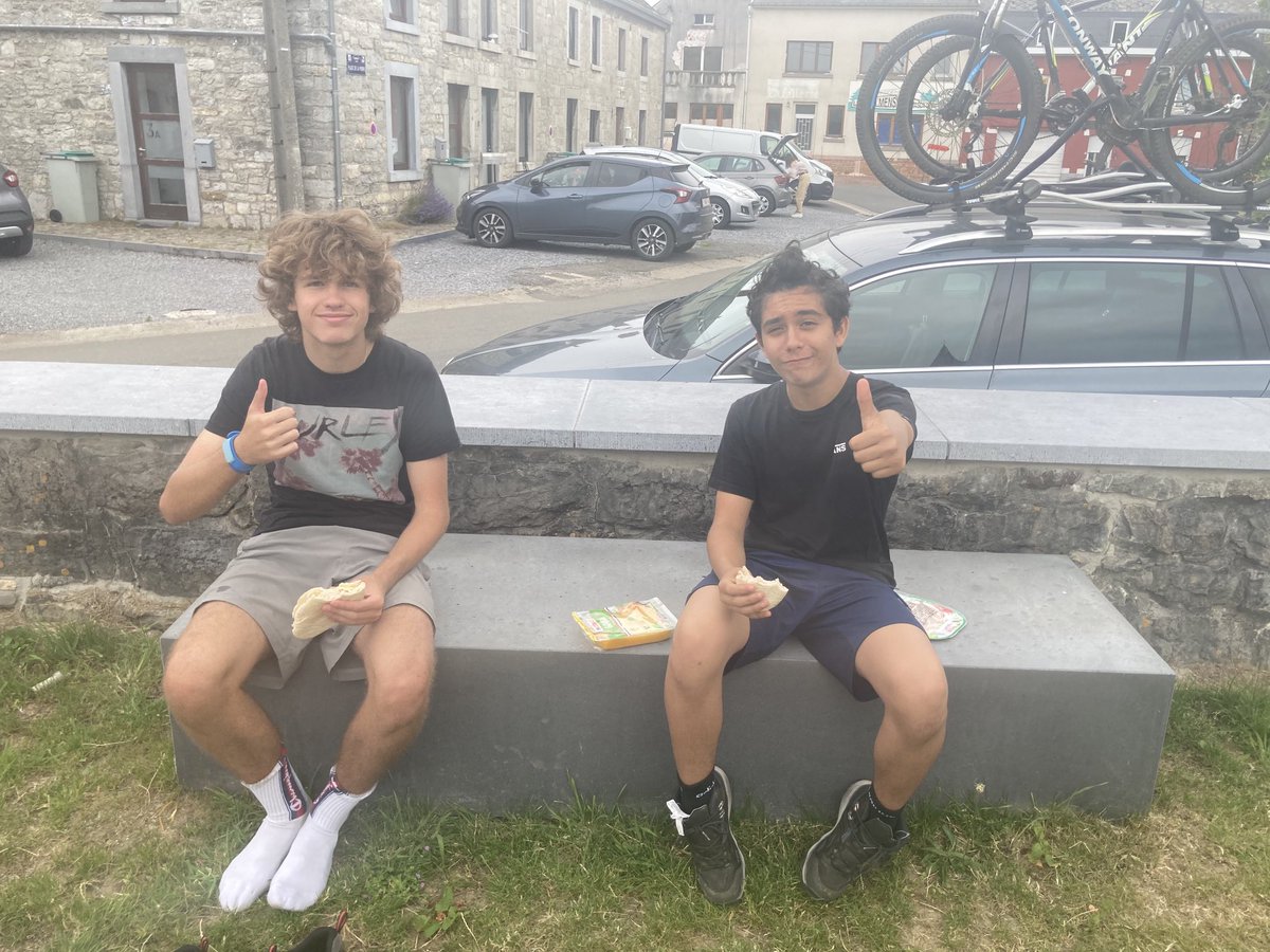 Newman_SJane's tweet photo. ⁦@ISB_Bronze_IA⁩ - What a great day of hiking!! Time to take a break! #mslearns https://t.co/KcQd1uA8Lx