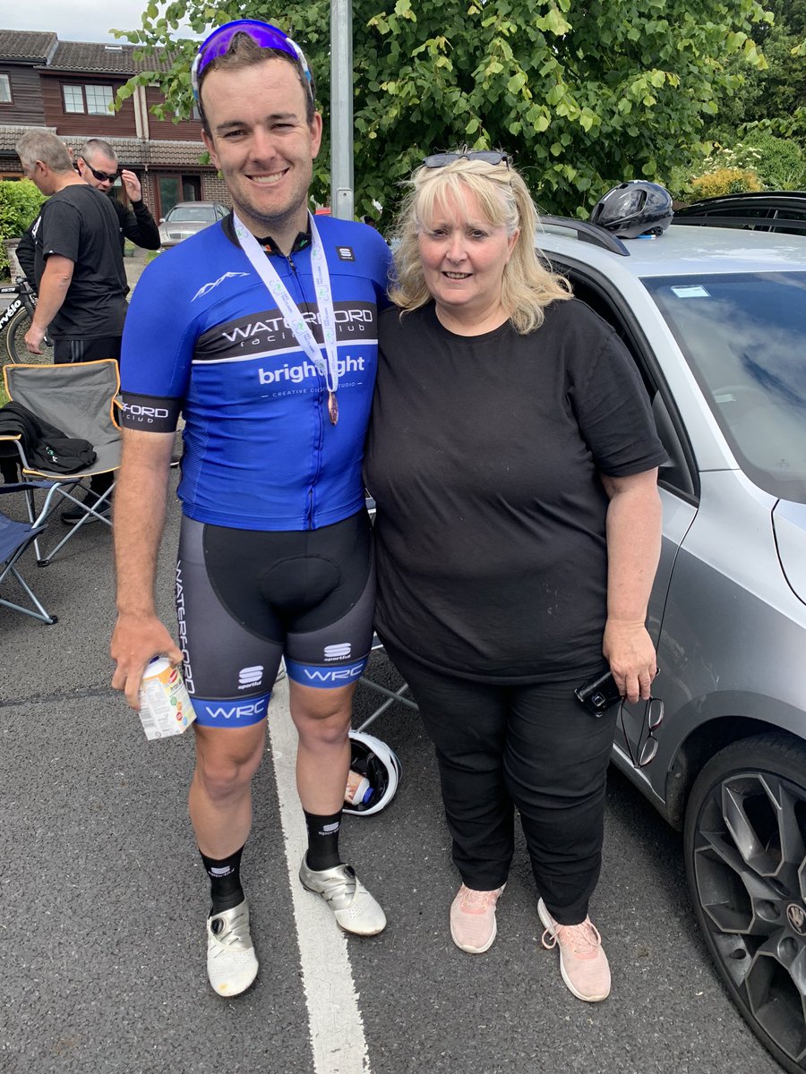 Special thanks to Bernie Byrne who was a our unofficial team car 2 for the week.