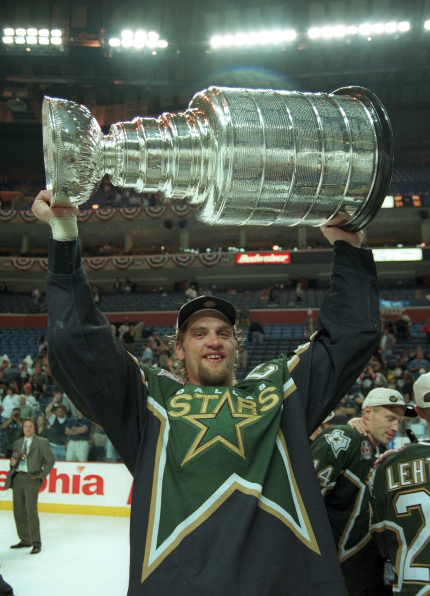 DallasStars's tweet photo. The date that lives on in #TexasHockey history forever: June 19, 1999 🏆

#StanleyCup https://t.co/SdAPeus0lh