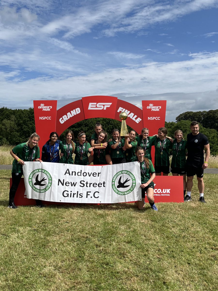 ANSYFCGirlsU18s's tweet photo. NATIONAL FINALE CHAMPIONS 🏆 They came to ⁦@StGeorgesPark1⁩ and triumphed!!!! ⁦@ESF_Football⁩ ⁦@AndoverNSfc⁩ ⁦@nicturpin⁩ ⁦@JPL_WARRIORS⁩ ⁦@jpluk⁩ #proud #teamwork https://t.co/oFcu0xfMij