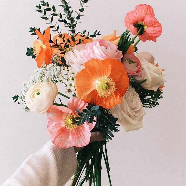 She certainly does. No need to fill out the form. 

Very sorry for your loss.