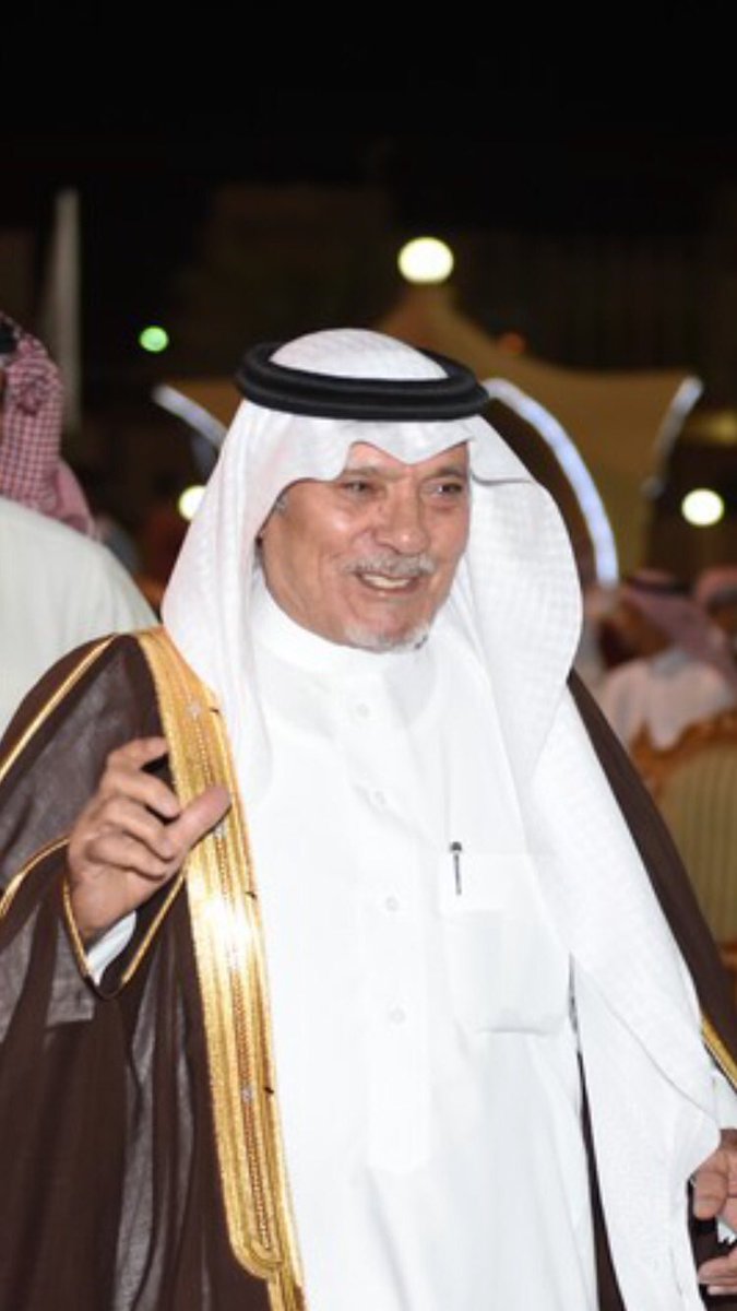 aziz_aalmalik's tweet photo. #يوم_الأب_العالمي
الأب أجمل مخلوق خلقه الله فهو يضحى بجميع الأشياء ليعطيها لوالديه و إخوته و أبنائه و زوجته فالعالم بأسره بخير مادام رب العائلة بخير فاحترموا كل أب بحياتكم فأنتم لن تعلموا أبداً كم من التضحيات التي يبذلها لأجلكم
اللهم أسعدأبي أضعاف ما أسعدني ومتعة بالصحةو العافيه https://t.co/w7gXdUpvXU