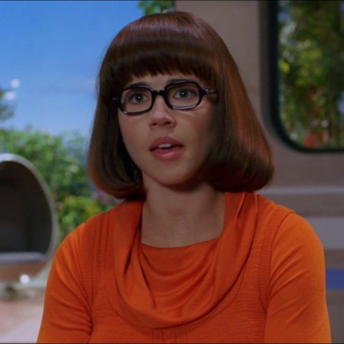 Happy birthday Linda Cardellini, 47 today! 