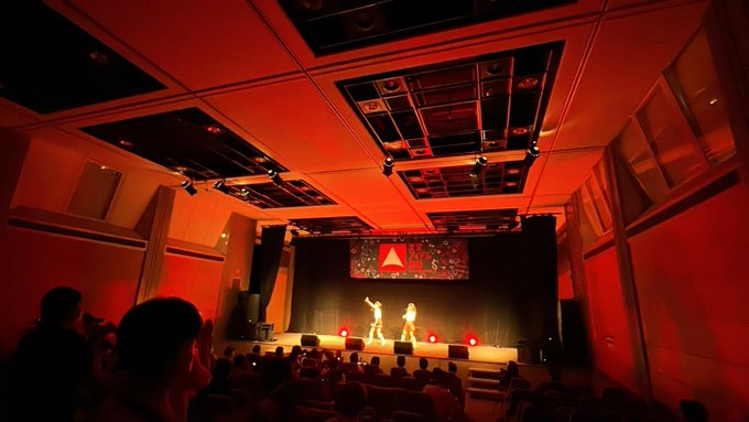 Twitterのコスプレ画像32