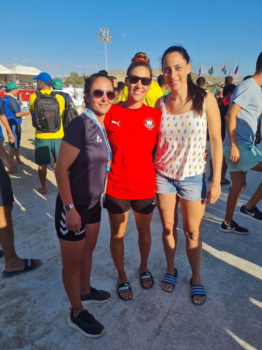 KamikazesBH's tweet photo. 🇦🇷 Del Mundial de Recife 2014 🇧🇷 a Heraklion 2022 🇬🇷

Reencuentro hermoso entre @LeticiaBrunati @feroveta y @chalin_13 en las playas de Grecia

🇦🇷😍Siempre Kamikazes 🇦🇷😍 https://t.co/sooVy0UGxl