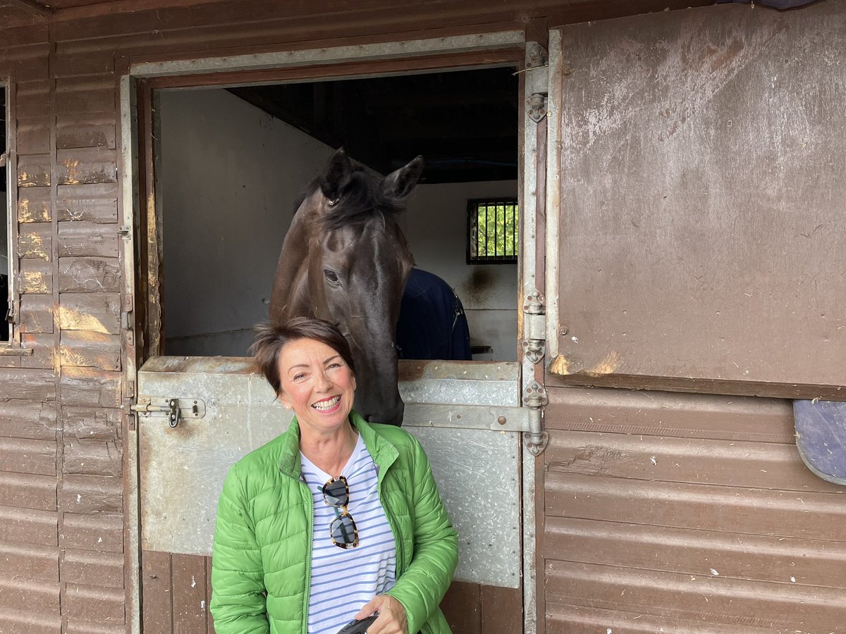 HazelRuscoe's tweet photo. A trip to beautiful Adlestrop to see the amazing Organdi @RTPhillips1 #TeamAdlestrop https://t.co/6svmJx8jsv